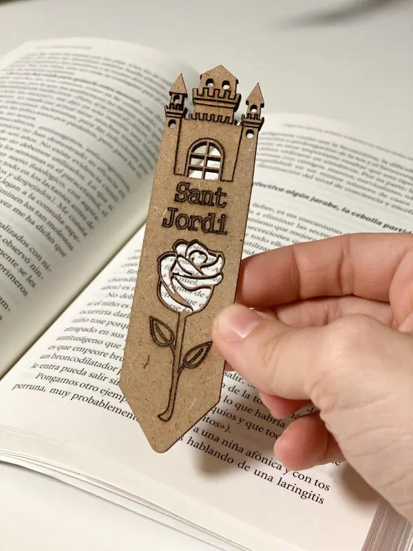 PUNTO DE LIBRO DE SANT JORDI