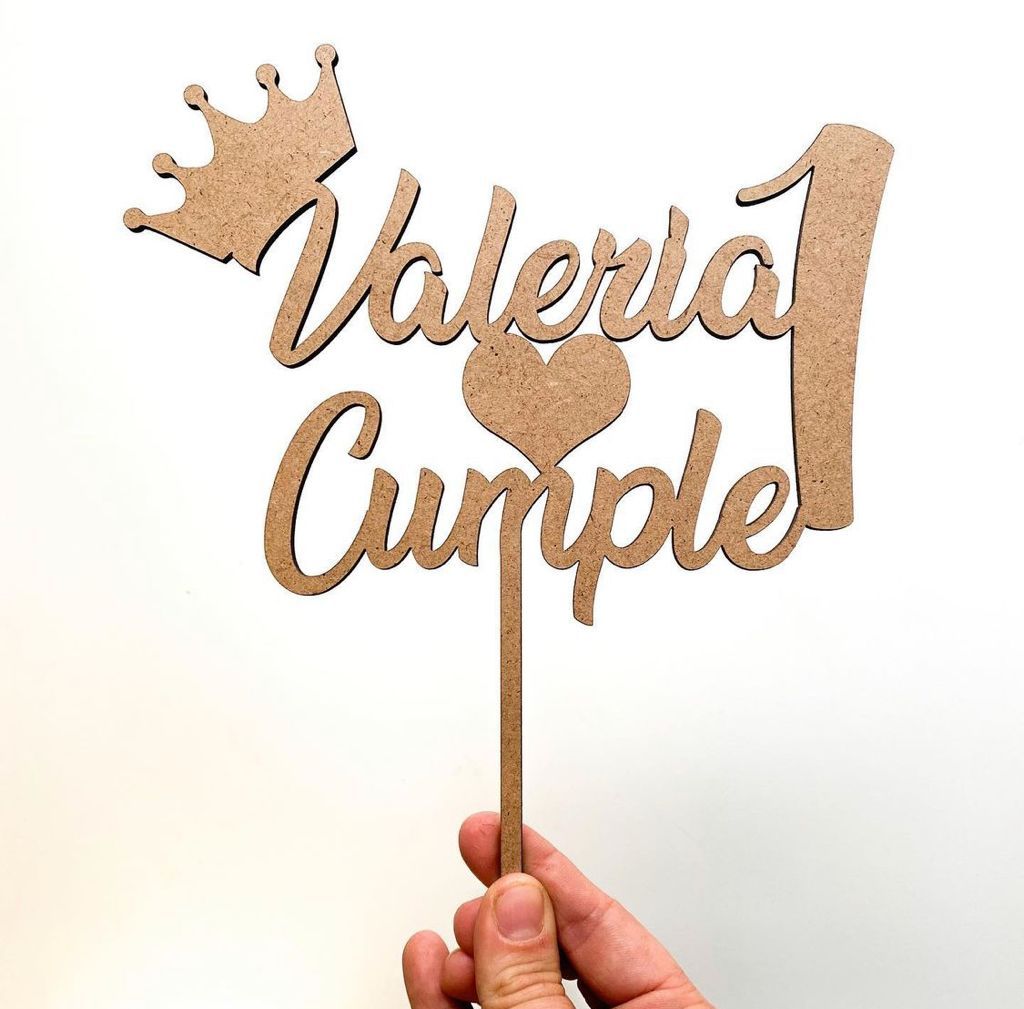 Cake Topper CORONA+CORAZÓN en madera personalizado