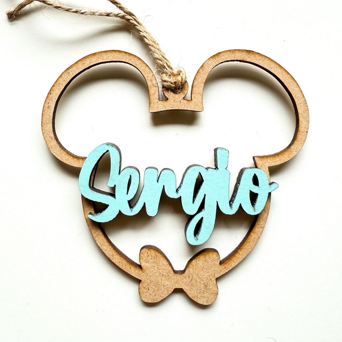 BOLA MICKEY MADERA NOMBRE COLORES